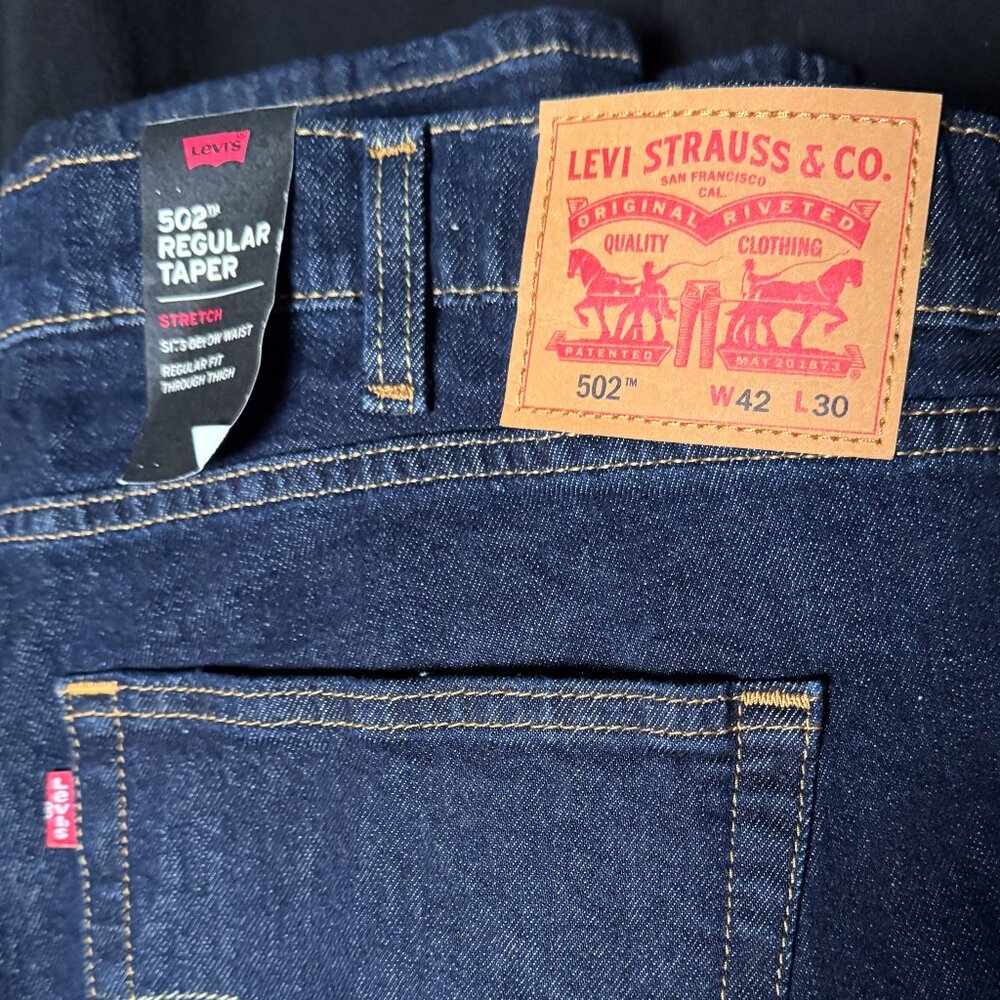 Levi’s 502 Regular Taper Jeans Dark Wash 42x30 NWT (Big & Tall)